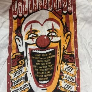 Lollapalooza Graphic Tee - White